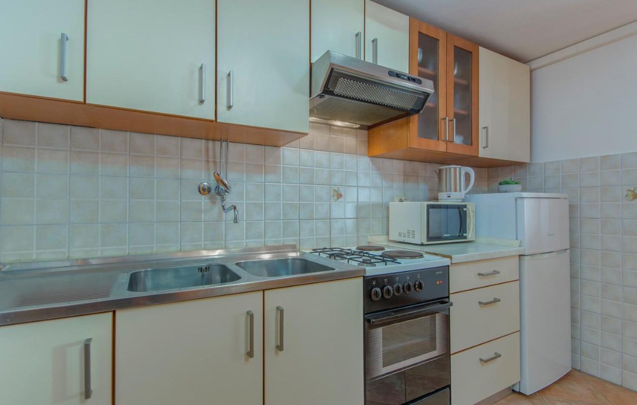 Apartment Complex Sauko ポレッチ エクステリア 写真